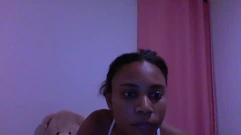 Snapshot of karinegigi chatting on 02-12-25, 02:24 Karinegigi online show from 02-12-25, 02:24
