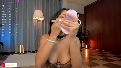 Snapshot of karinnixx chatting on 07-09-26, 06:56 Karin online show from 07-09-26, 06:56