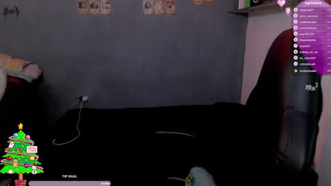 Snapshot of kariozzz chatting on 12-13-24, 03:49 call me kai 3 online show from 12-13-24, 03:49