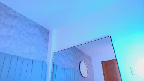 Karla online show from 10-20-25, 07:25