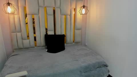 Karla  online show from 01-24-25, 11:04