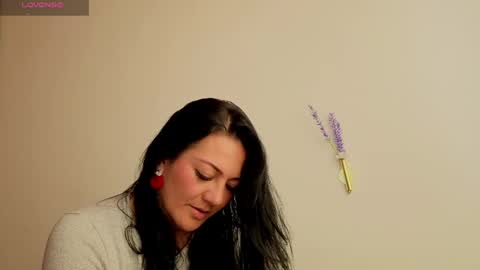 Snapshot of karla_valk1 chatting on 05-30-26, 01:19 karla online show from 05-30-26, 01:19