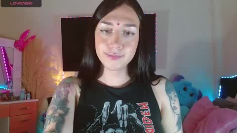 Snapshot of karla_zambrano chatting on 12-05-24, 03:37 karla online show from 12-05-24, 03:37