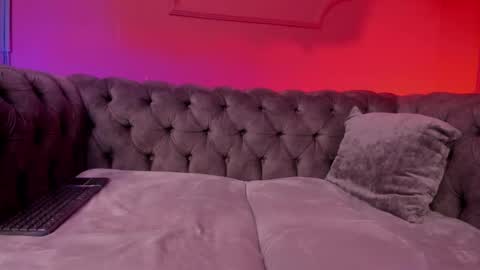 carla  online show from 11-07-25, 04:23