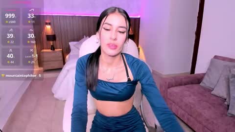 Snapshot of karlaa_james chatting on 09-26-25, 11:14 Karlaa  online show from 09-26-25, 11:14