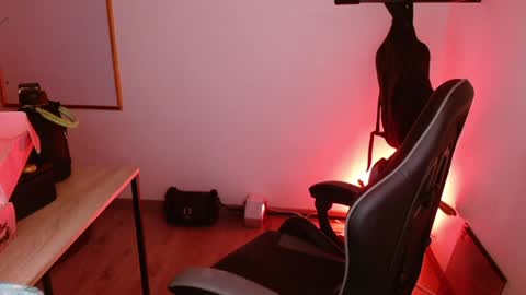 karlavittar online show from 02-03-25, 10:00