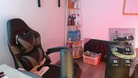 karlavittar online show from 02-24-25, 10:58