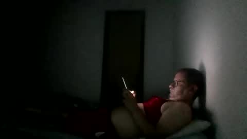 Snapshot of karlhats2023 chatting on 01-01-25, 01:58 karlhats2023 online show from 01-01-25, 01:58