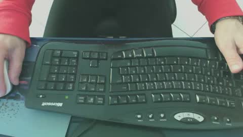 Snapshot of karll122 chatting on 02-26-26, 08:57 karll122 online show from 02-26-26, 08:57