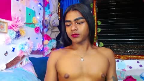 KARLY.  online show from 01-01-25, 02:51