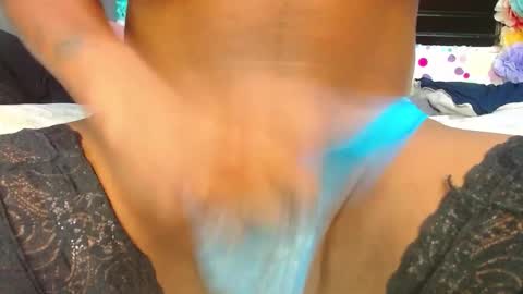 KARLY.  online show from 10-29-25, 06:48