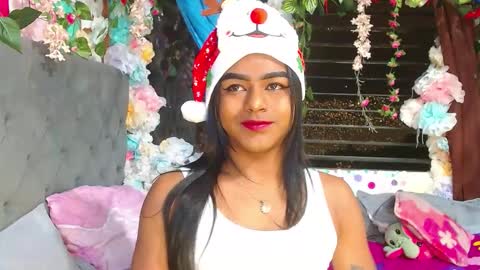 Snapshot of karly_coffe chatting on 12-17-25, 08:20 KARLY. online show from 12-17-25, 08:20