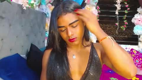 Snapshot of karly_coffe chatting on 12-23-25, 06:55 KARLY. online show from 12-23-25, 06:55