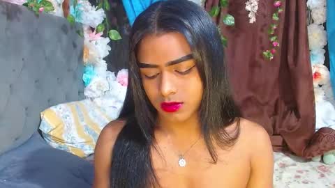 Snapshot of karly_coffe chatting on 01-14-26, 08:31 KARLY. online show from 01-14-26, 08:31