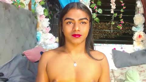 Snapshot of karly_coffe chatting on 01-19-26, 05:00 KARLY. online show from 01-19-26, 05:00