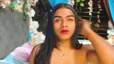 Snapshot of karly_coffe chatting on 02-18-26, 04:41 KARLY. online show from 02-18-26, 04:41