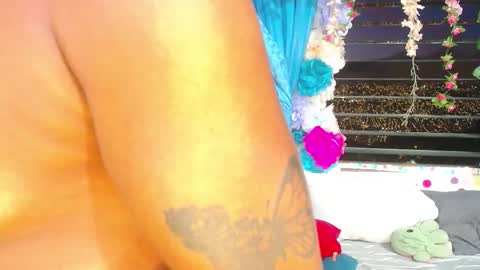 Snapshot of karly_coffe chatting on 03-25-26, 10:32 KARLY. online show from 03-25-26, 10:32