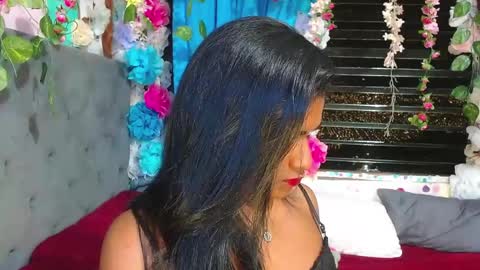 Snapshot of karly_coffe chatting on 04-13-26, 04:18 KARLY. online show from 04-13-26, 04:18