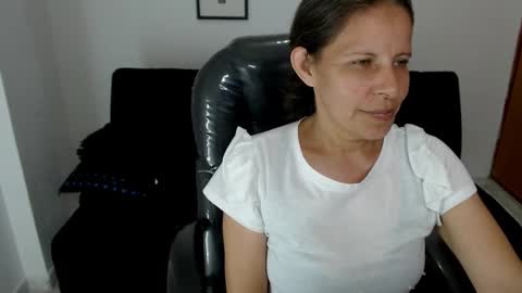 KARLYE online show from 12-21-24, 01:26