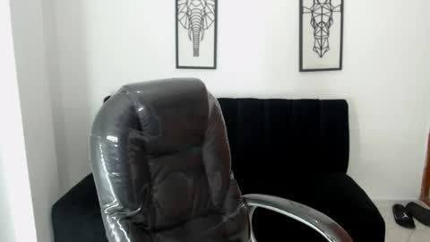 KARLYE online show from 01-04-25, 03:40