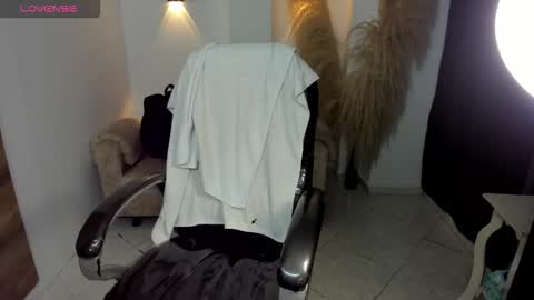 KARLYE online show from 02-06-26, 03:00