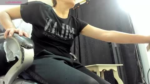 KARLYE online show from 06-30-26, 03:18