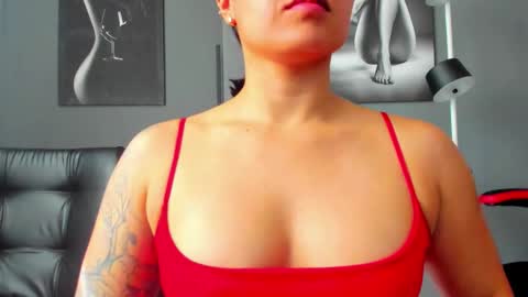   online show from 10-30-25, 02:18