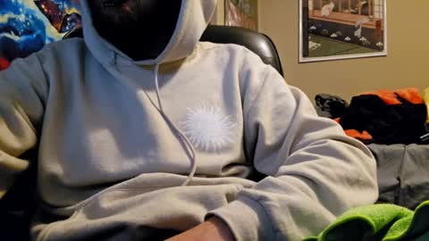 Snapshot of karnyx3 chatting on 01-17-25, 01:24 Karlos Montoya online show from 01-17-25, 01:24