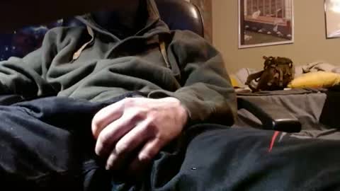 Snapshot of karnyx3 chatting on 03-01-25, 08:45 Karlos Montoya online show from 03-01-25, 08:45