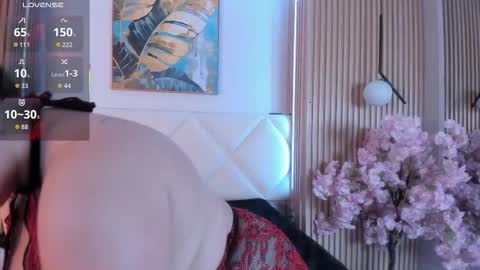 Snapshot of karo_linee chatting on 03-09-26, 12:09 karo_linee online show from 03-09-26, 12:09