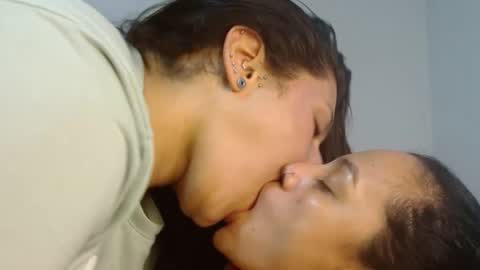 Snapshot of karol_valery chatting on 10-05-25, 01:04 hot girls online show from 10-05-25, 01:04
