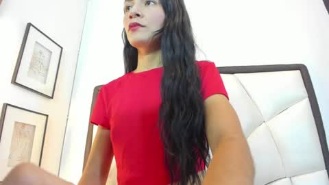Snapshot of karol_wilde chatting on 06-27-26, 11:54 K A R O L online show from 06-27-26, 11:54