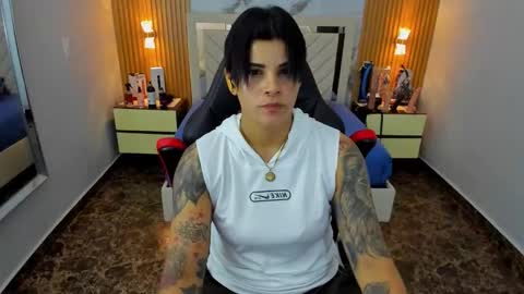 Karol and Luna online show from 12-20-25, 12:12