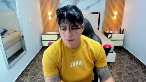Karol and Luna online show from 05-16-26, 07:23