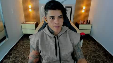 Karol and Luna online show from 06-20-26, 06:54