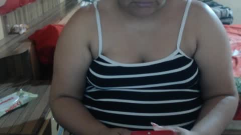 karolbb21 online show from 04-05-26, 11:57