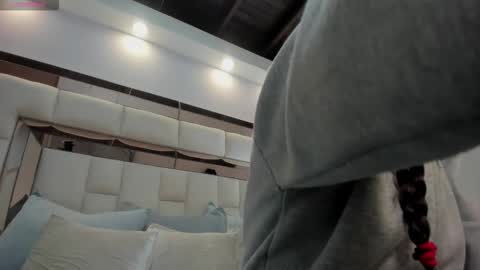 Karol  online show from 10-14-25, 11:44