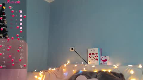 Kira online show from 12-19-25, 02:18