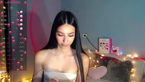 Kira online show from 02-12-26, 02:17