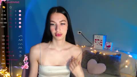 Kira online show from 04-07-26, 02:01