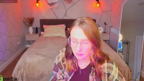 Karolina online show from 04-04-26, 09:40