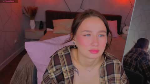 Karolina online show from 04-07-26, 01:17