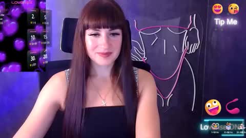 Caroline online show from 10-08-25, 12:25