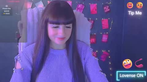 Caroline online show from 11-14-25, 12:48