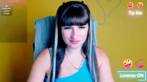Caroline online show from 07-08-26, 11:37