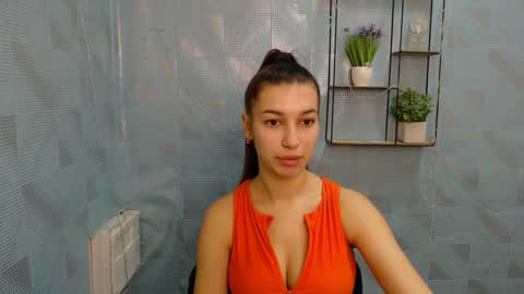 Karolina online show from 01-22-25, 07:03