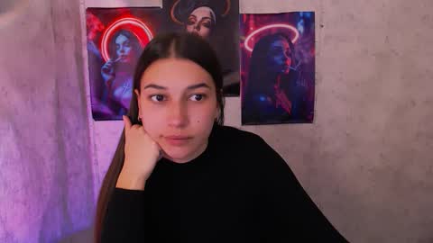 Karolina online show from 10-03-25, 05:26