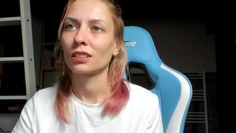 karoline121 online show from 10-27-25, 08:57