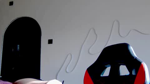 karoline121 online show from 11-21-25, 09:30