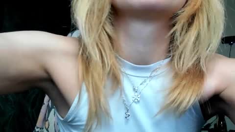 karoline121 online show from 02-16-26, 09:11